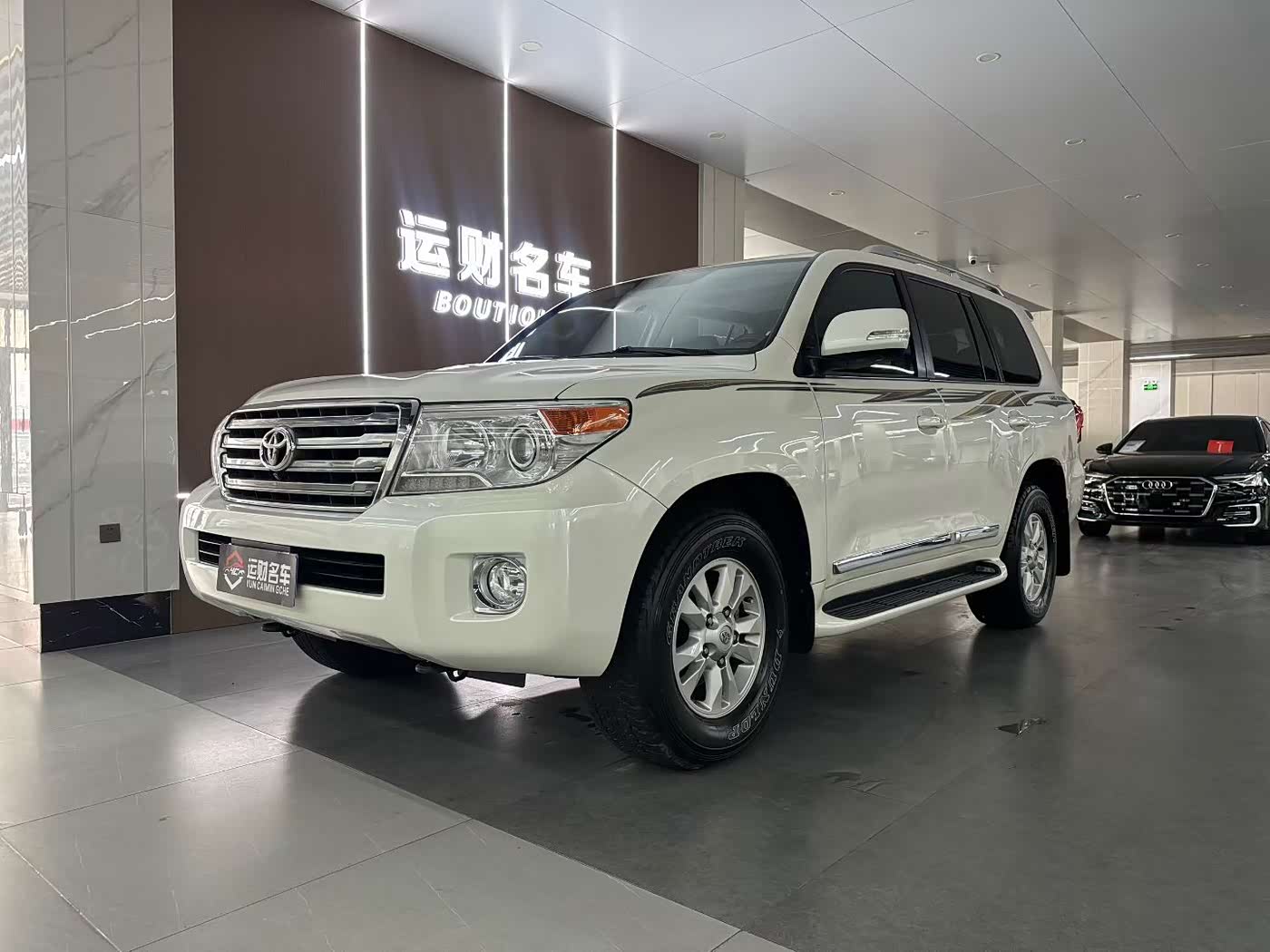 Toyota Land Cruiser (Import)