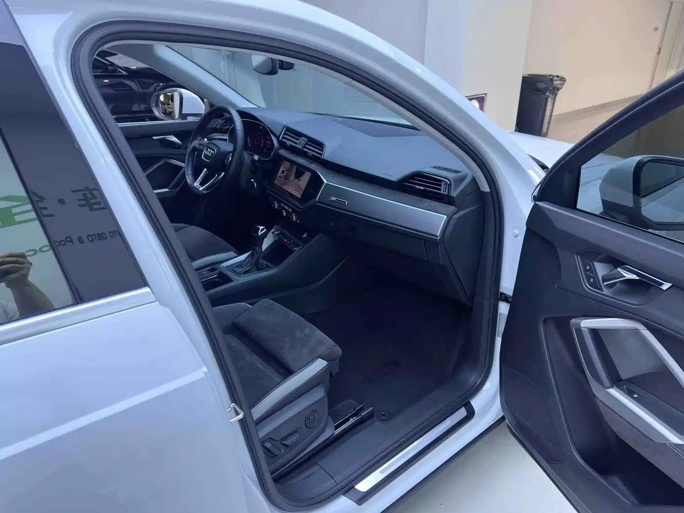 Audi Q3 2022 35 TFSI Progressive Dynamic фото 10