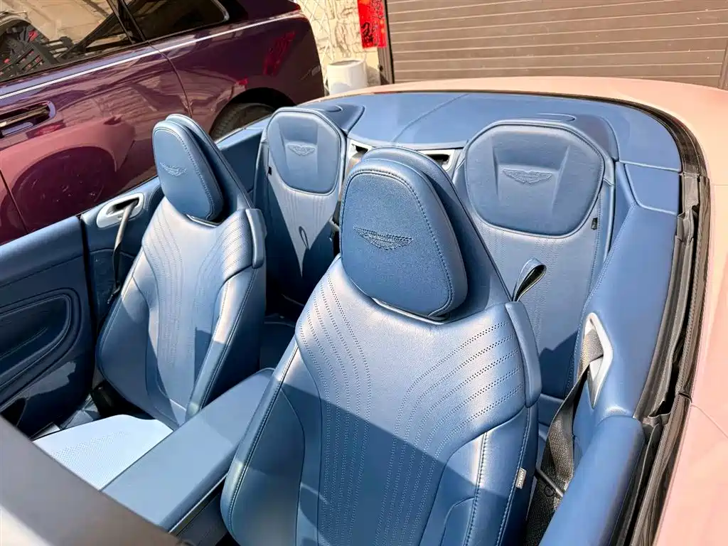 Aston Martin DB11 2020 4.0T V8 Volante фото 11