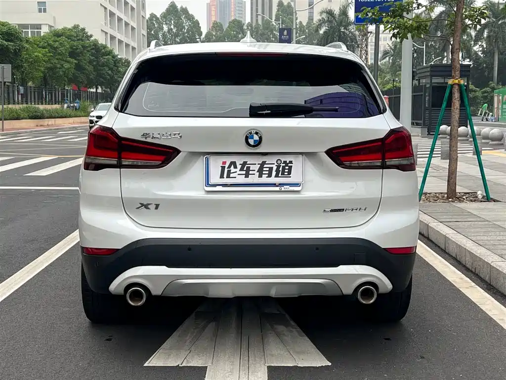 BMW X1 2021 Facelift sDrive20Li Premium фото 25