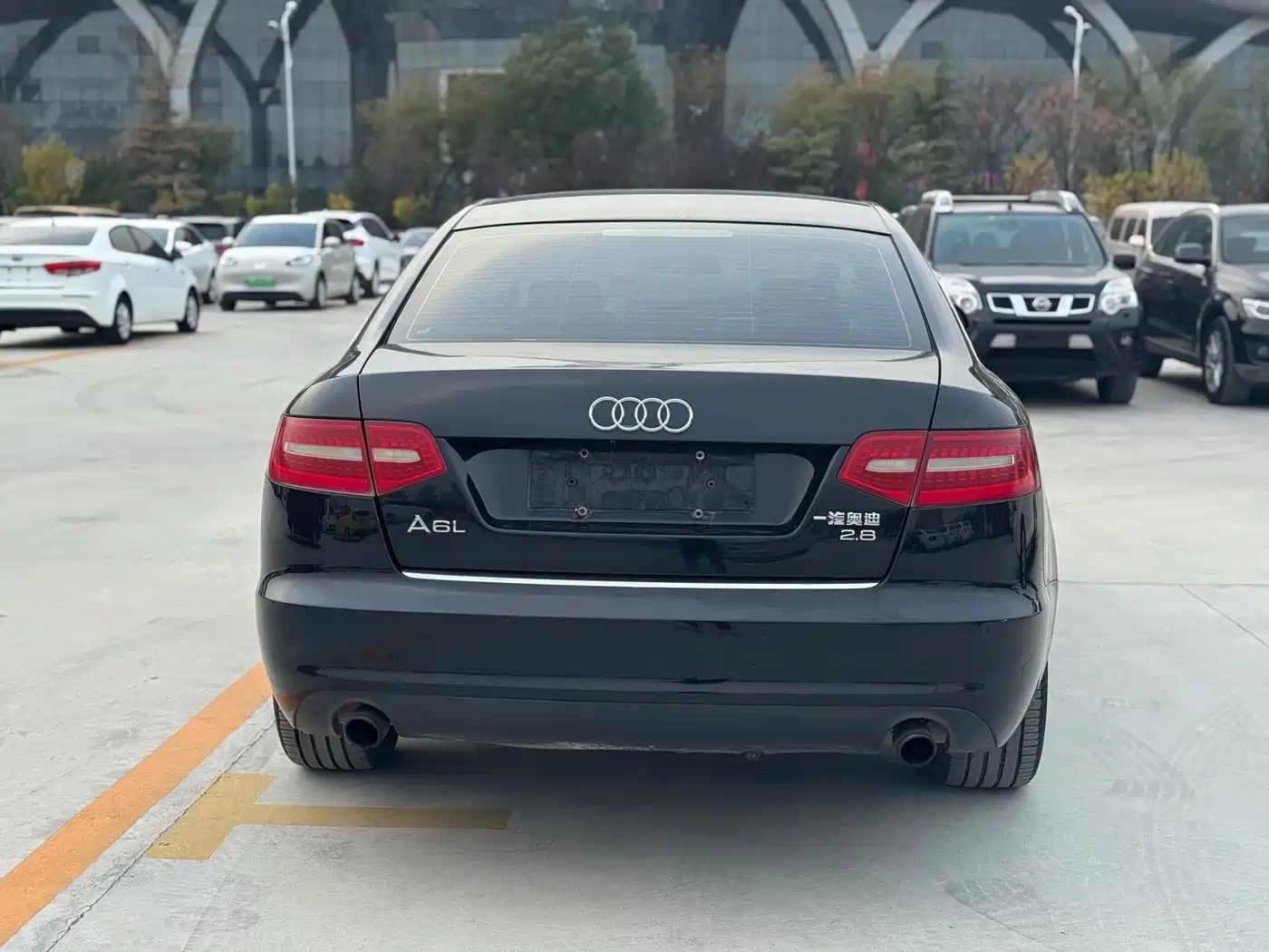 Audi A6L 2011 2.8 FSI Luxury фото 9