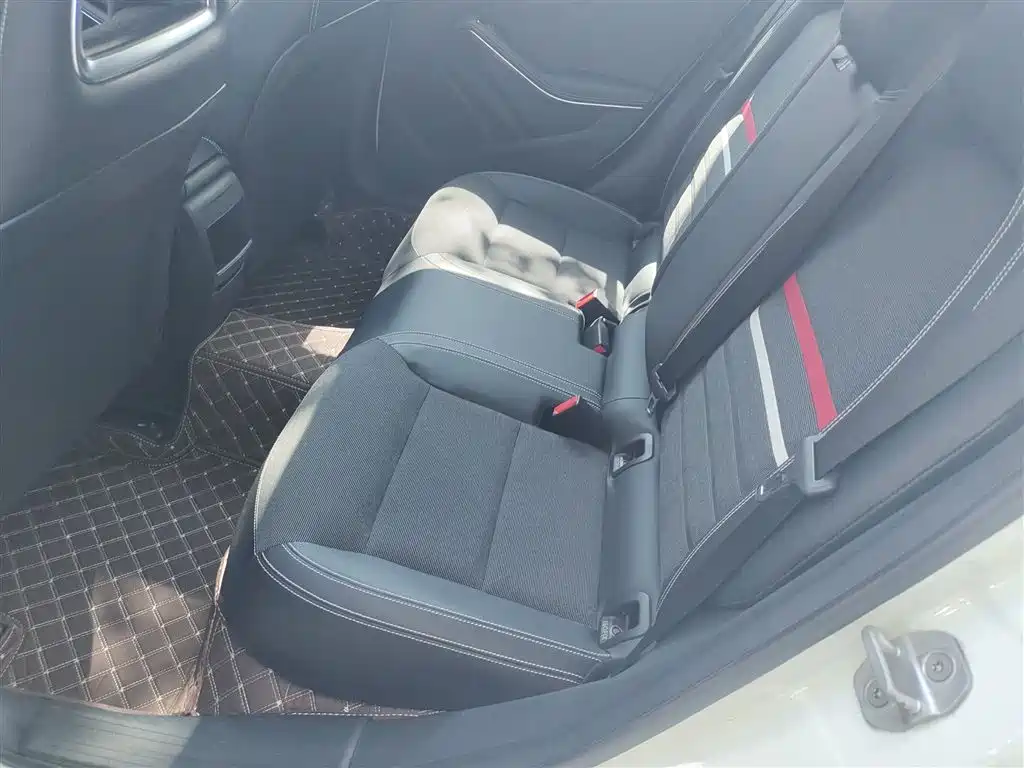 Mercedes-Benz A-Class (Import) 2013 A 180 Fashion фото 13