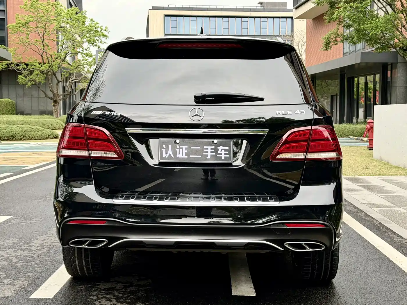 Mercedes-Benz GLE AMG 2017 AMG GLE 43 4MATIC фото 14
