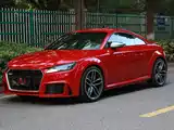 Фото 1 - Audi TT