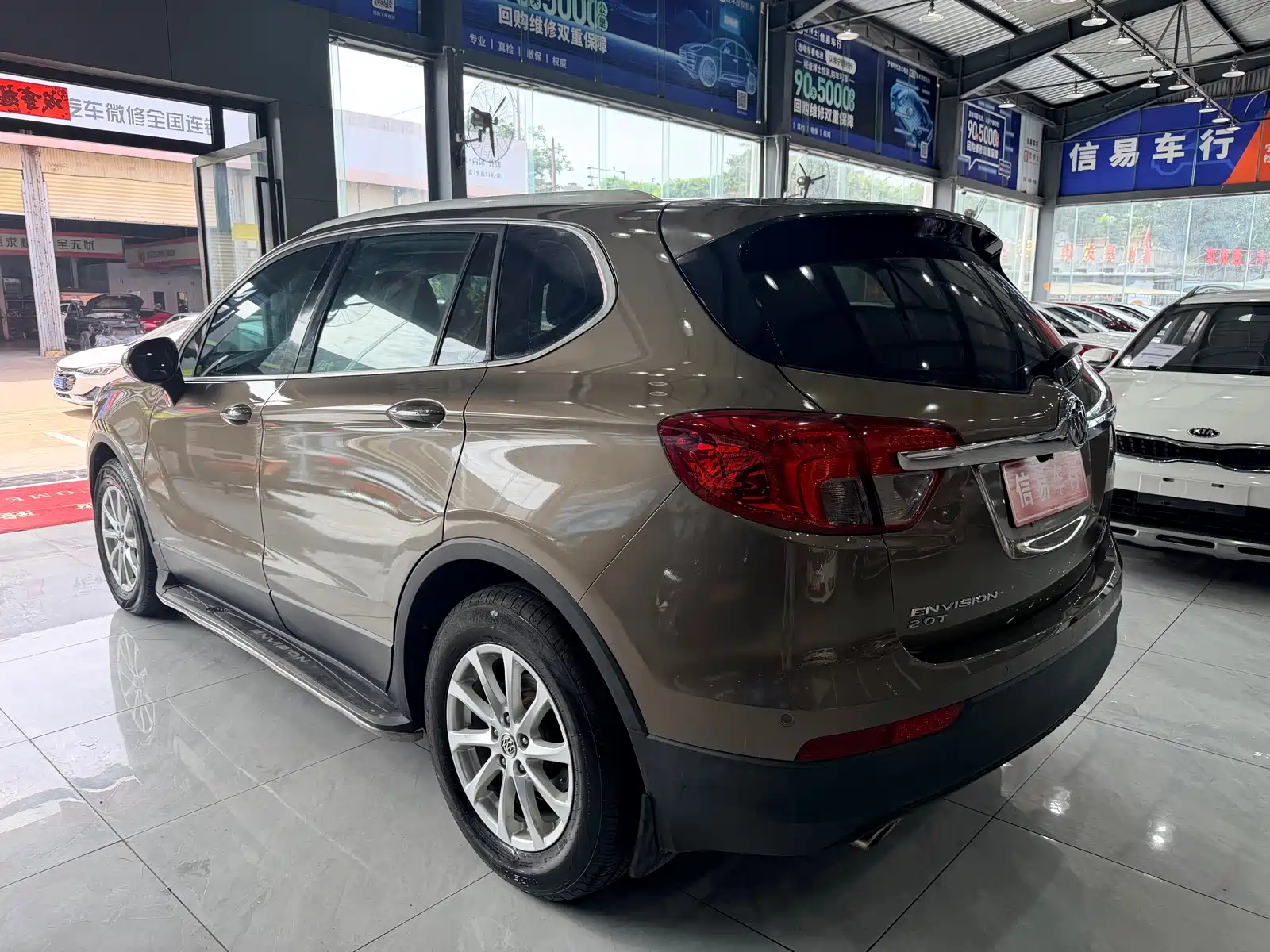 Фото 13 - Buick Envision Plus