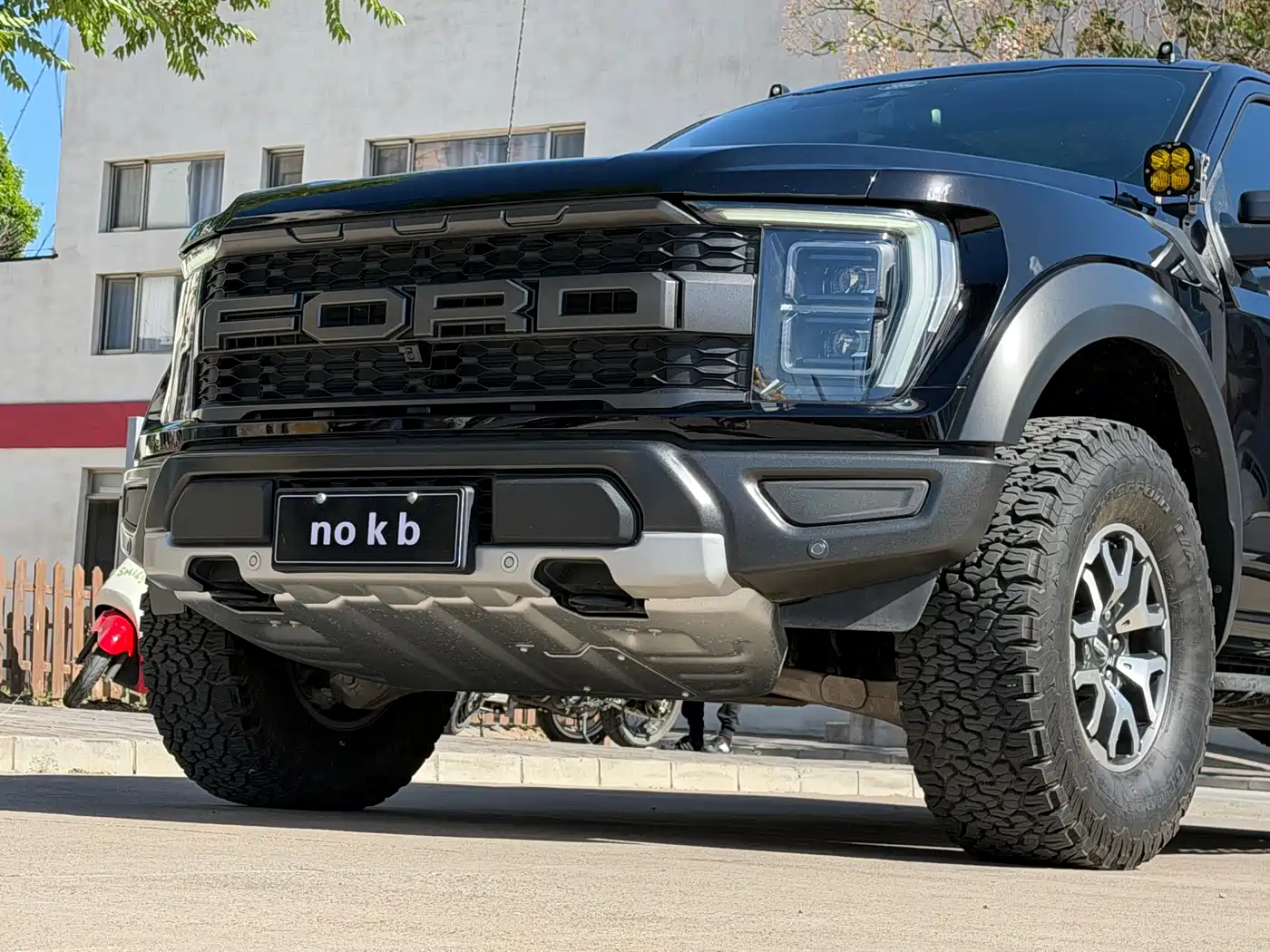 FORD F-150 RAPTOR