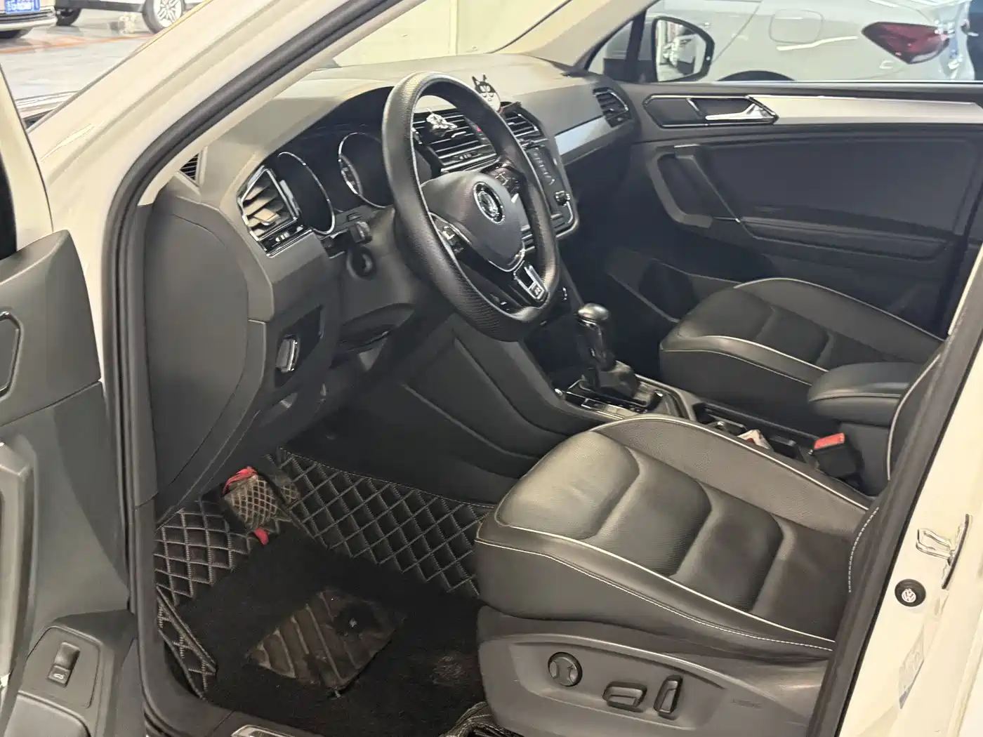 Volkswagen Tiguan L 2018 330TSI Automatic 2WD Flagship Edition фото 4