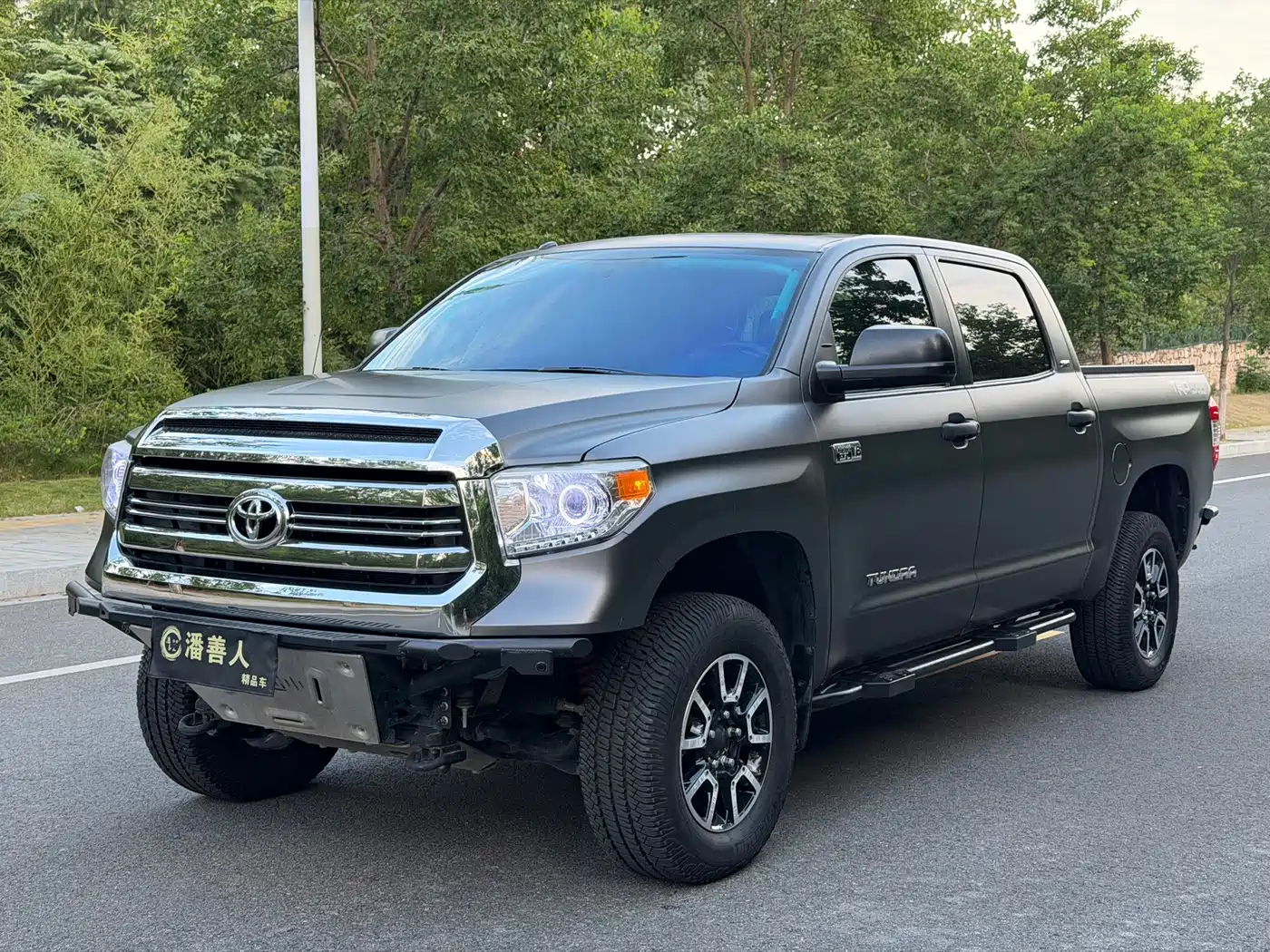 Toyota Tundra 2018 2014 5.7L SR5