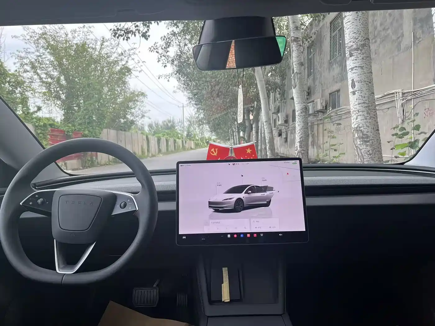 Tesla Model 3 2026 2025 Model Year Facelift Rear-Wheel Drive