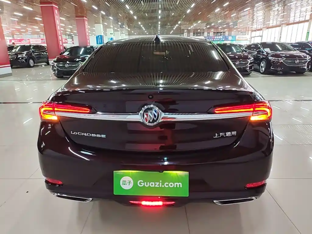 BUICK LACROSSE