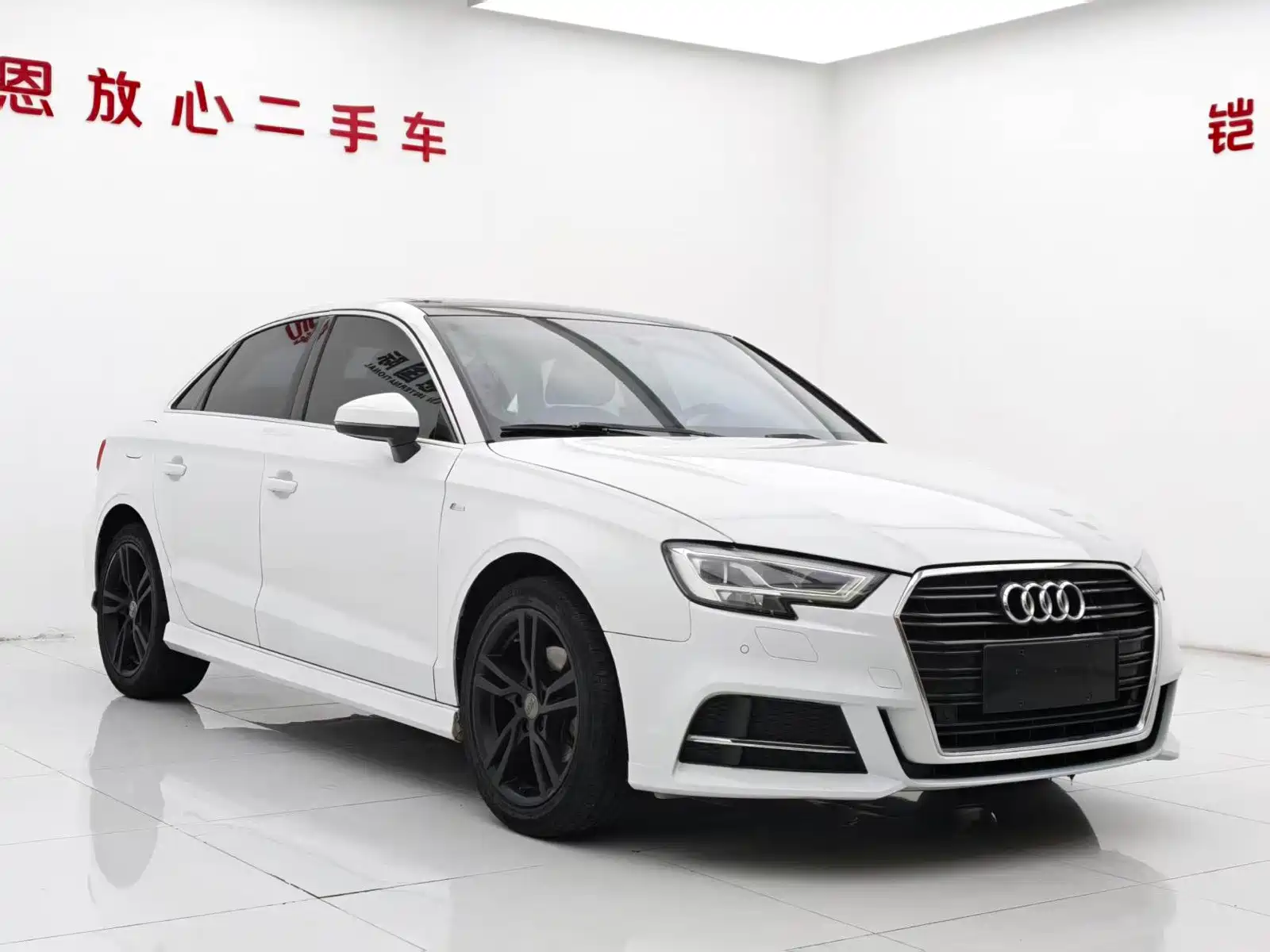 Фото 2 - Audi A3