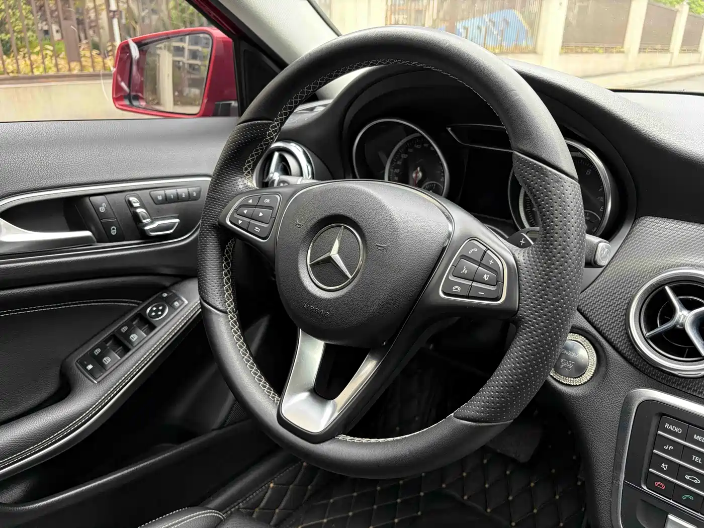 Mercedes-Benz GLA 2019 GLA 200 Dynamic фото 12