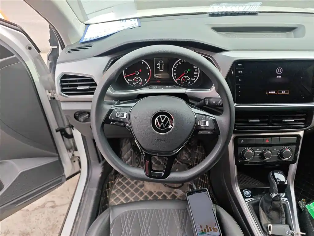 Volkswagen T-Cross 2021 1.5L Auto Comfort Edition фото 11