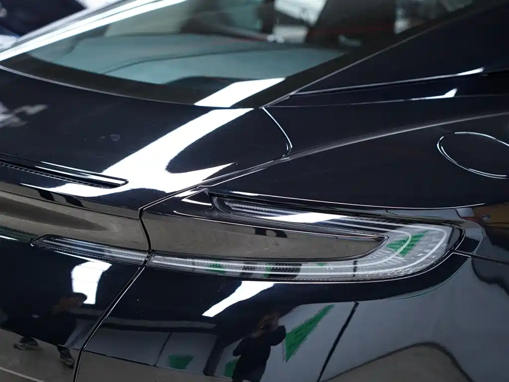 Aston Martin DB11 2021 2019 Model 4.0T V8 Coupe