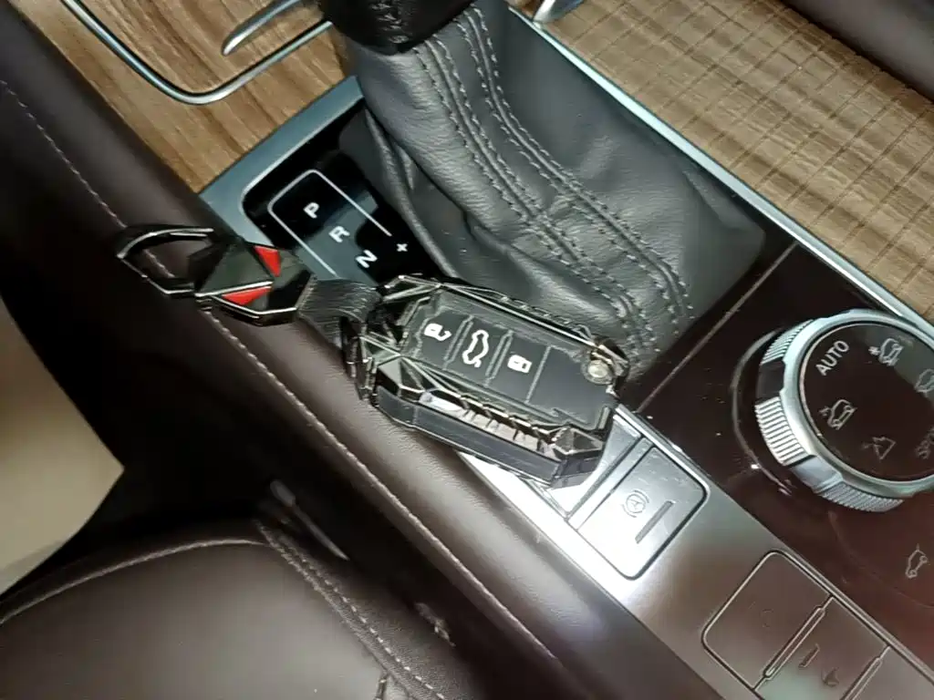 Roewe RX8 2019 2018 30T Intelligent Internet 4WD Supreme Edition
