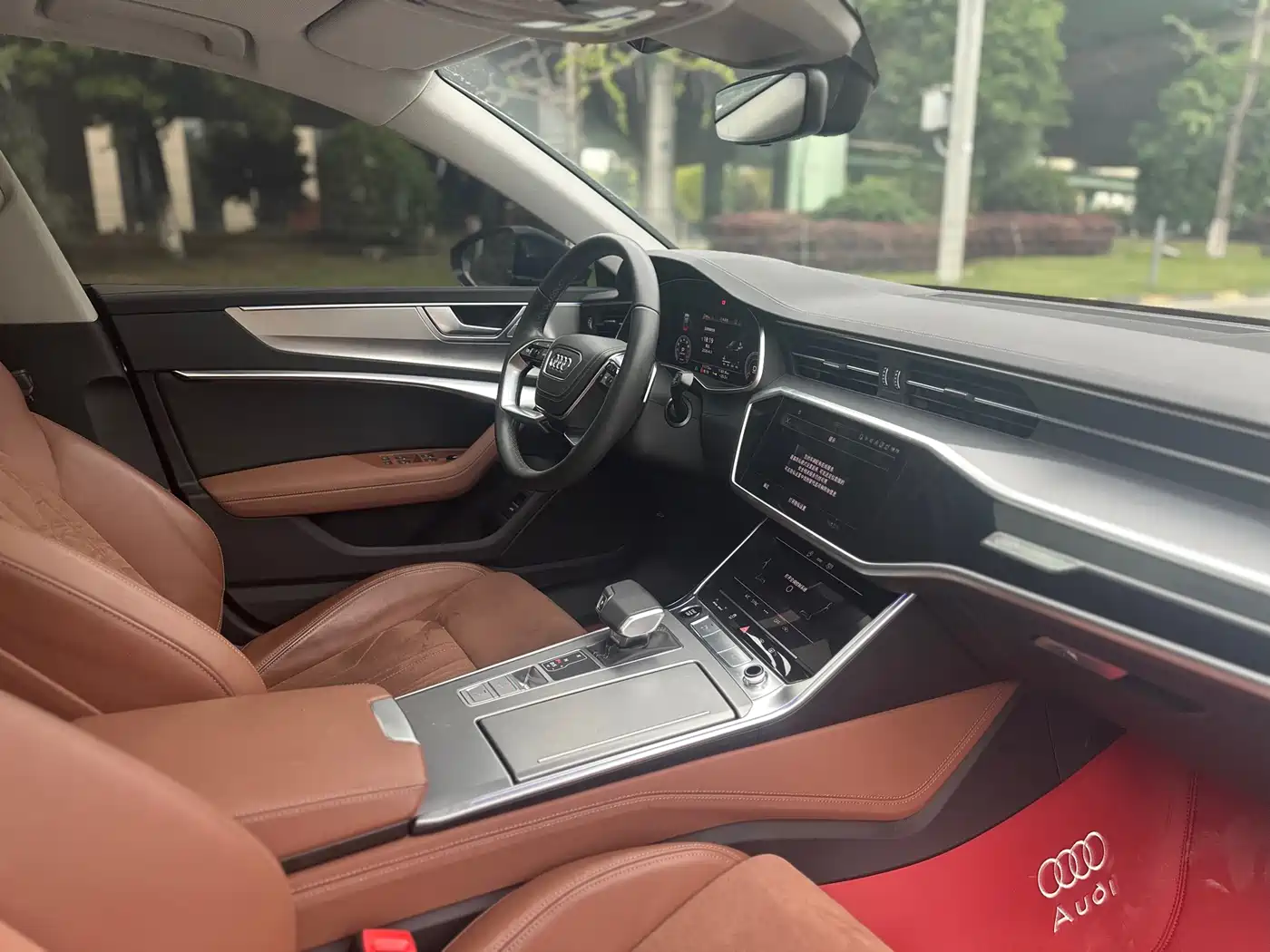 Audi A7L 2024 45 TFSI Luxury фото 14