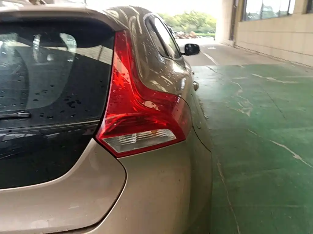 Volvo V40 2016 2016 T3 Comfort Edition