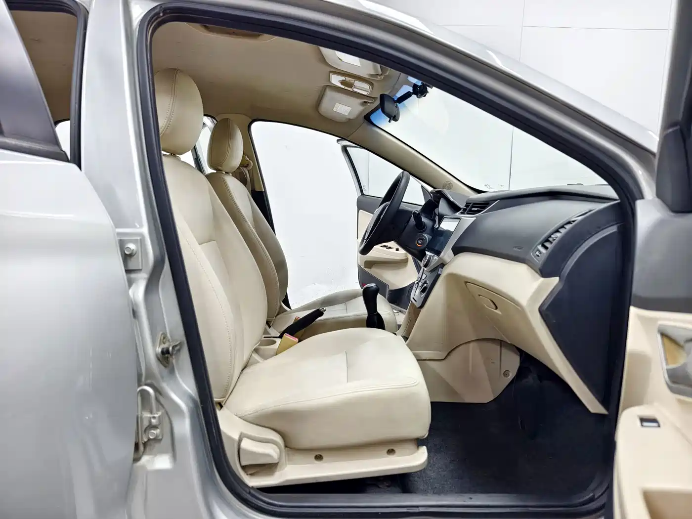 Chery Fengyun 2 2014 2014 Hatchback 1.5L Manual New Youth Edition