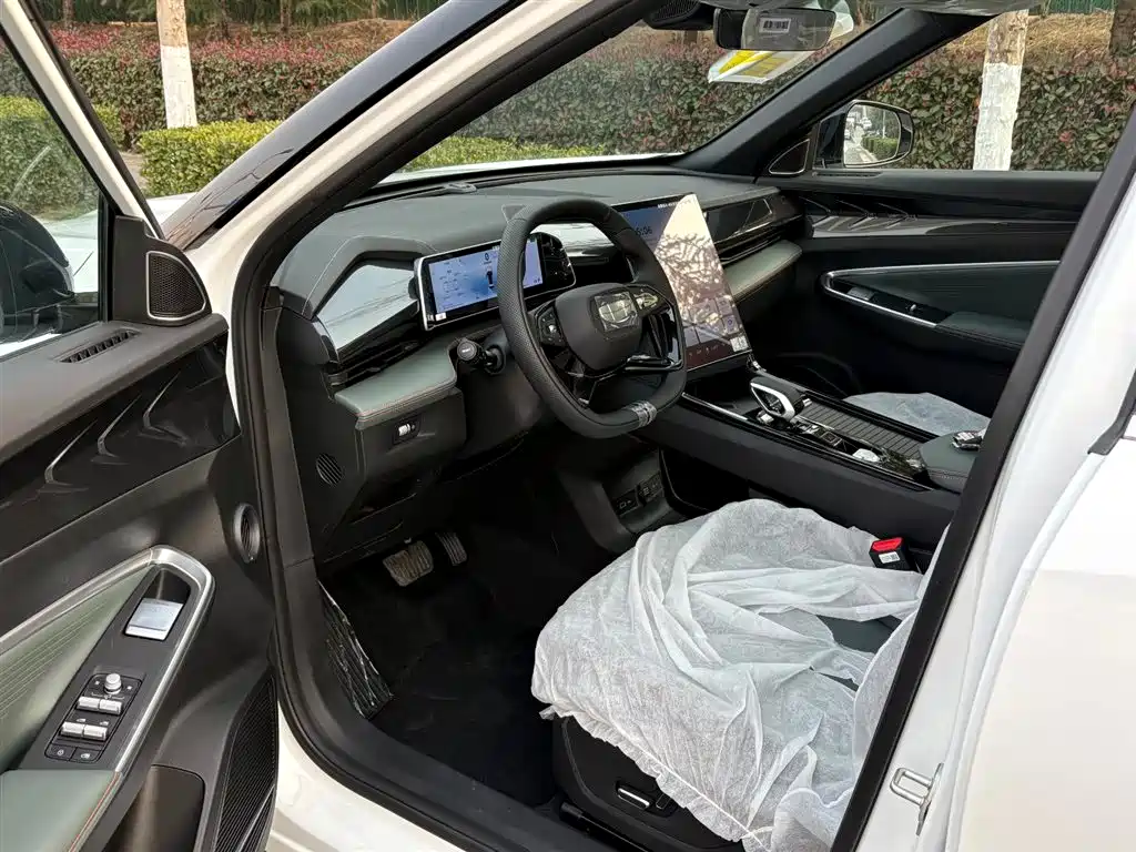 Geely Boyue 2026 2024 1.5TD Smart Connect+