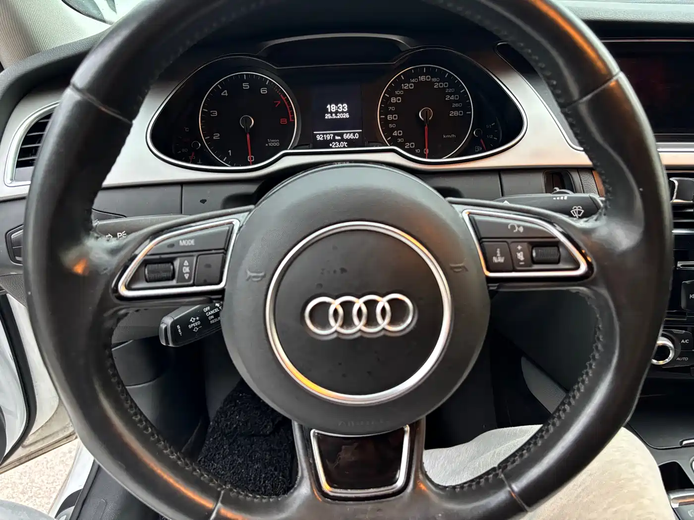 Audi A4L 2016 35 TFSI Collector's Edition Automatic Standard фото 9