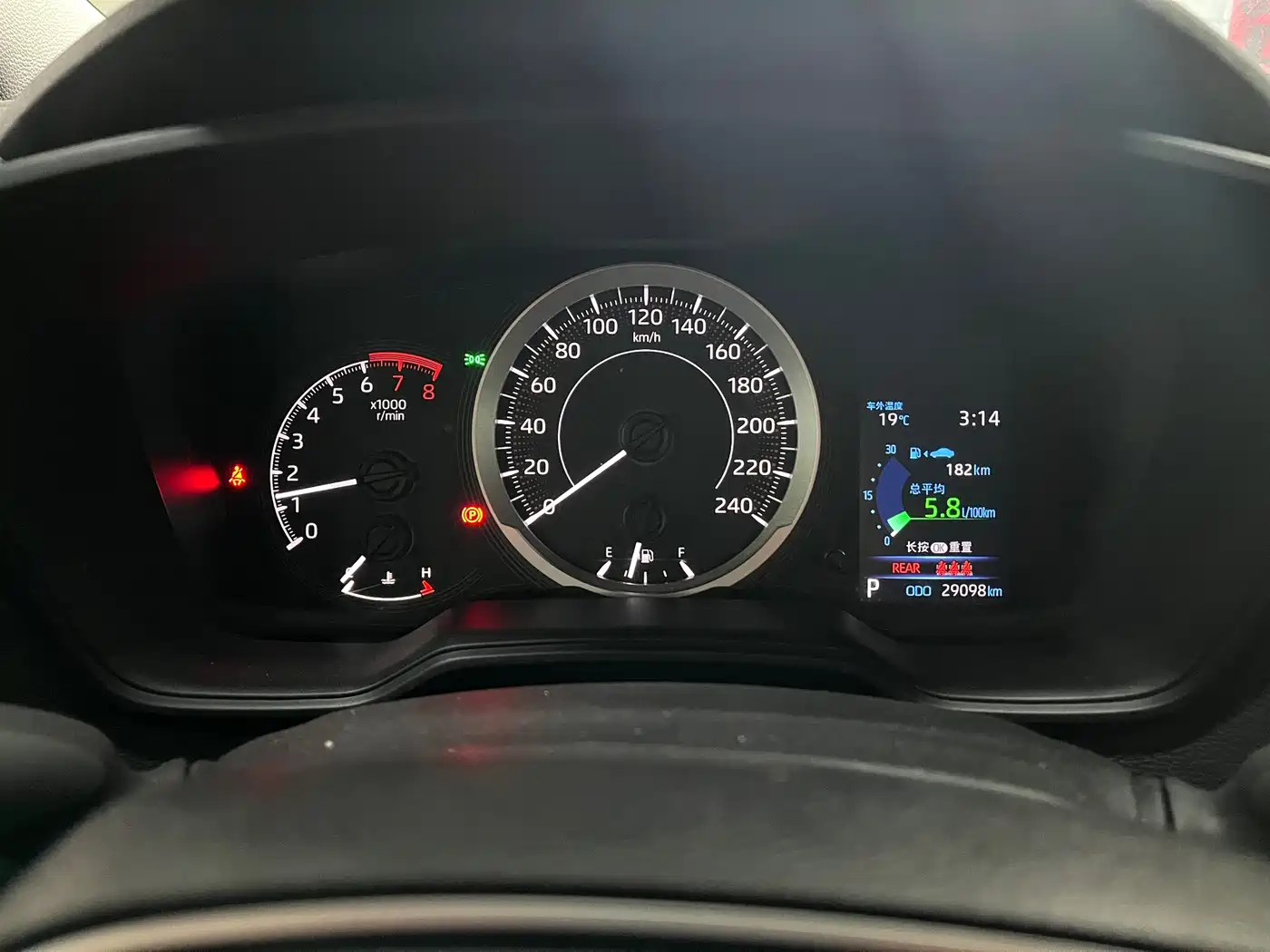 Toyota Levin 2022 185T CVT Luxury Edition фото 11
