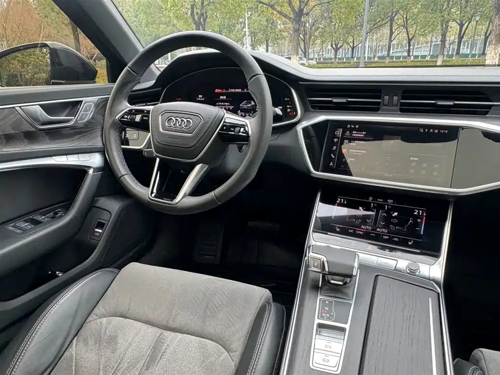 Audi A6L 2024 45 TFSI quattro Premium Dynamic фото 9