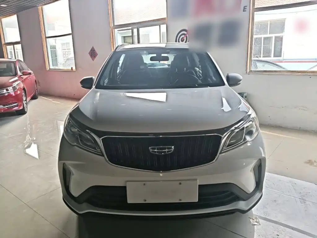 Фото 3 - Geely Vision X3