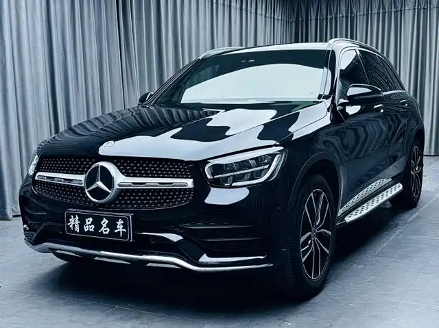 MERCEDES-BENZ GLC