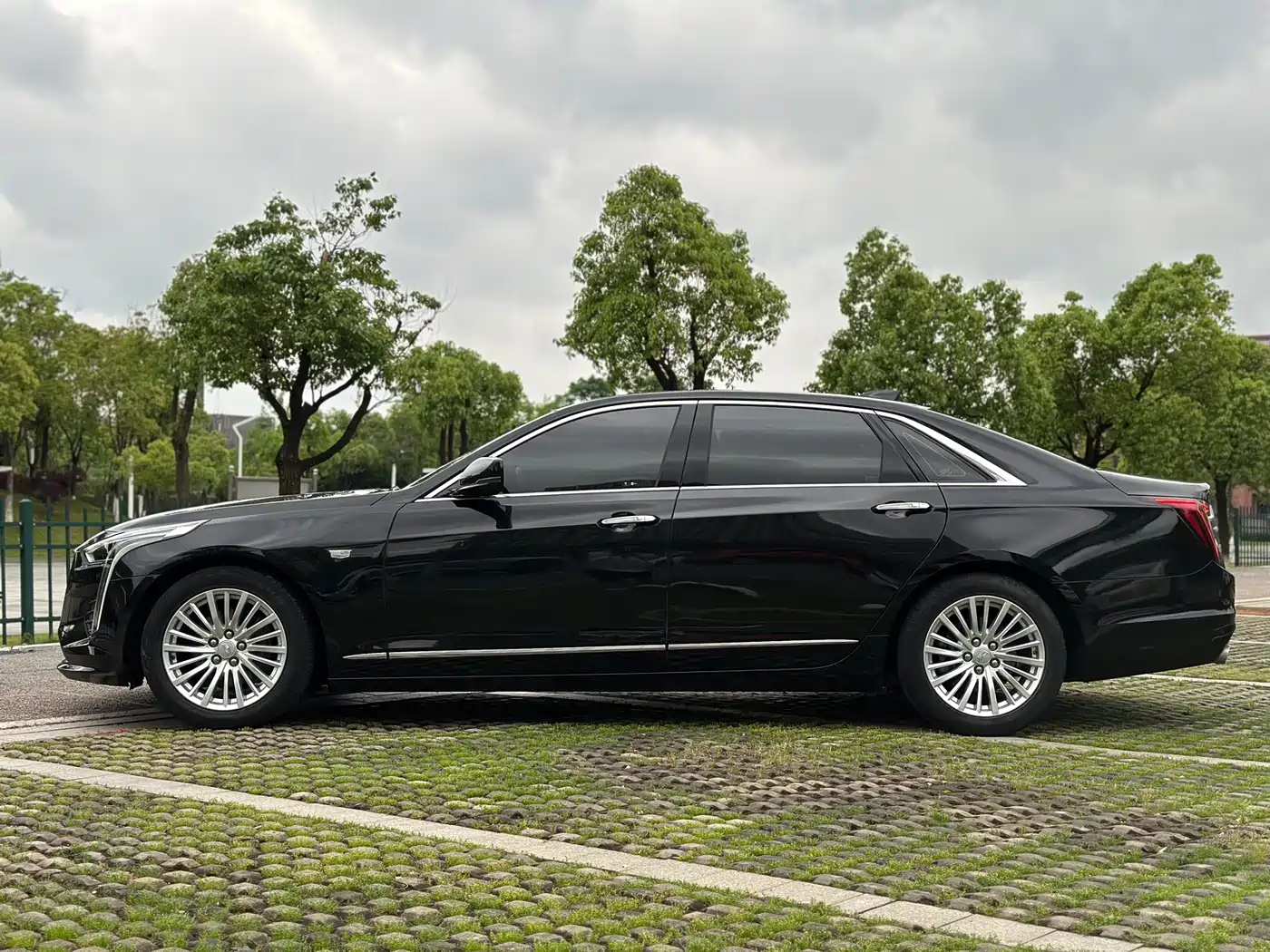 Cadillac CT6 2021 28T Luxury фото 4