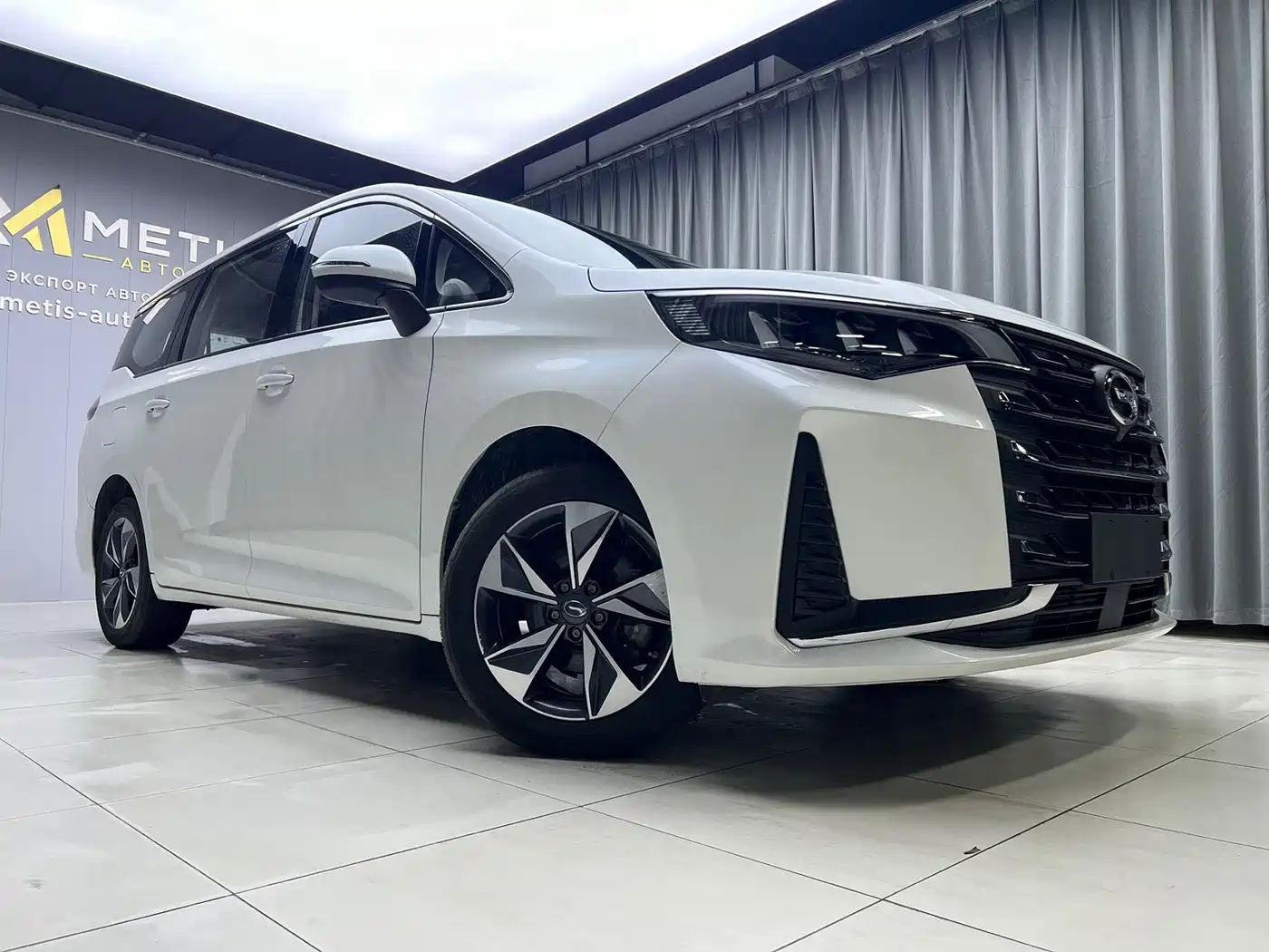GAC Trumpchi M6, миниатюра 3