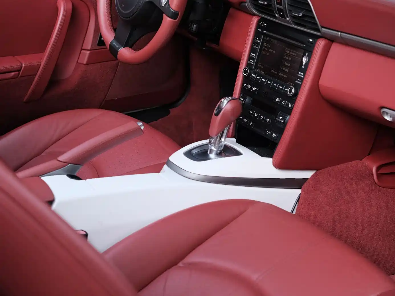 Porsche 911 2010 Carrera Cabriolet 3.6L фото 11