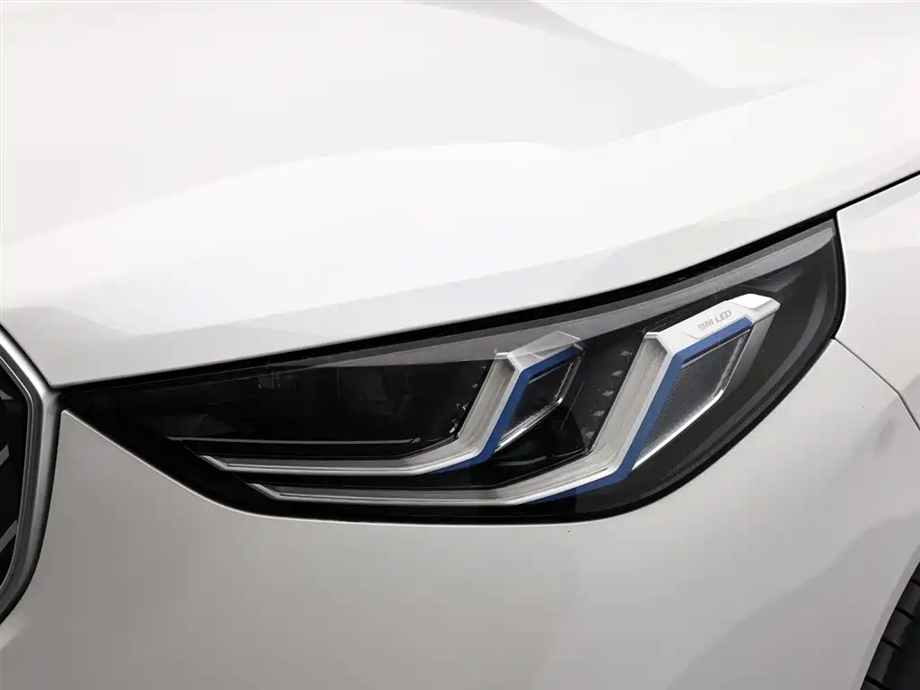 BMW X3 2025 xDrive30L Premium M Sport Package фото 17