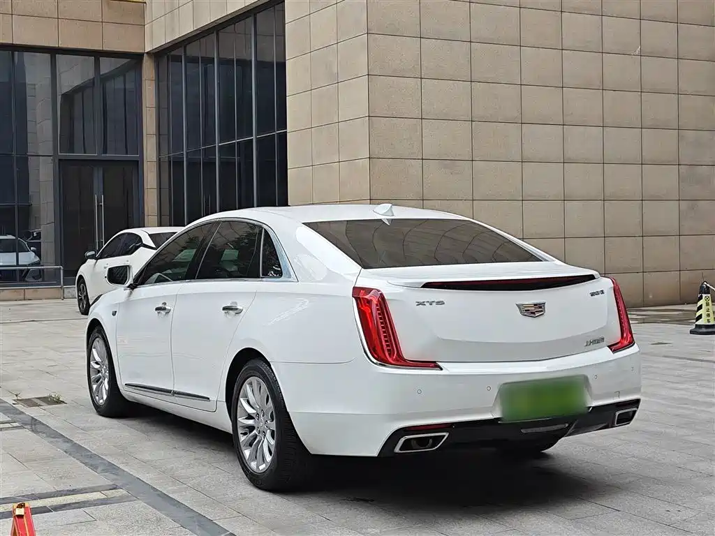 Cadillac XTS 2018 28T Technology фото 25