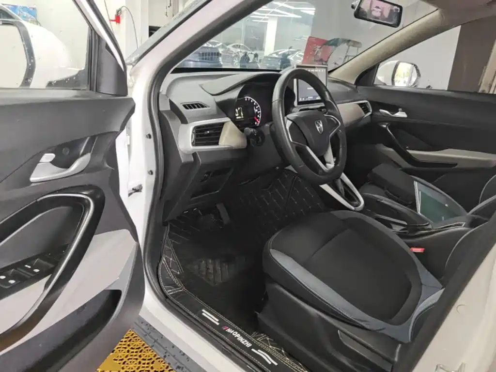 Baojun 510 2021 2021 1.5L CVT Sport Edition