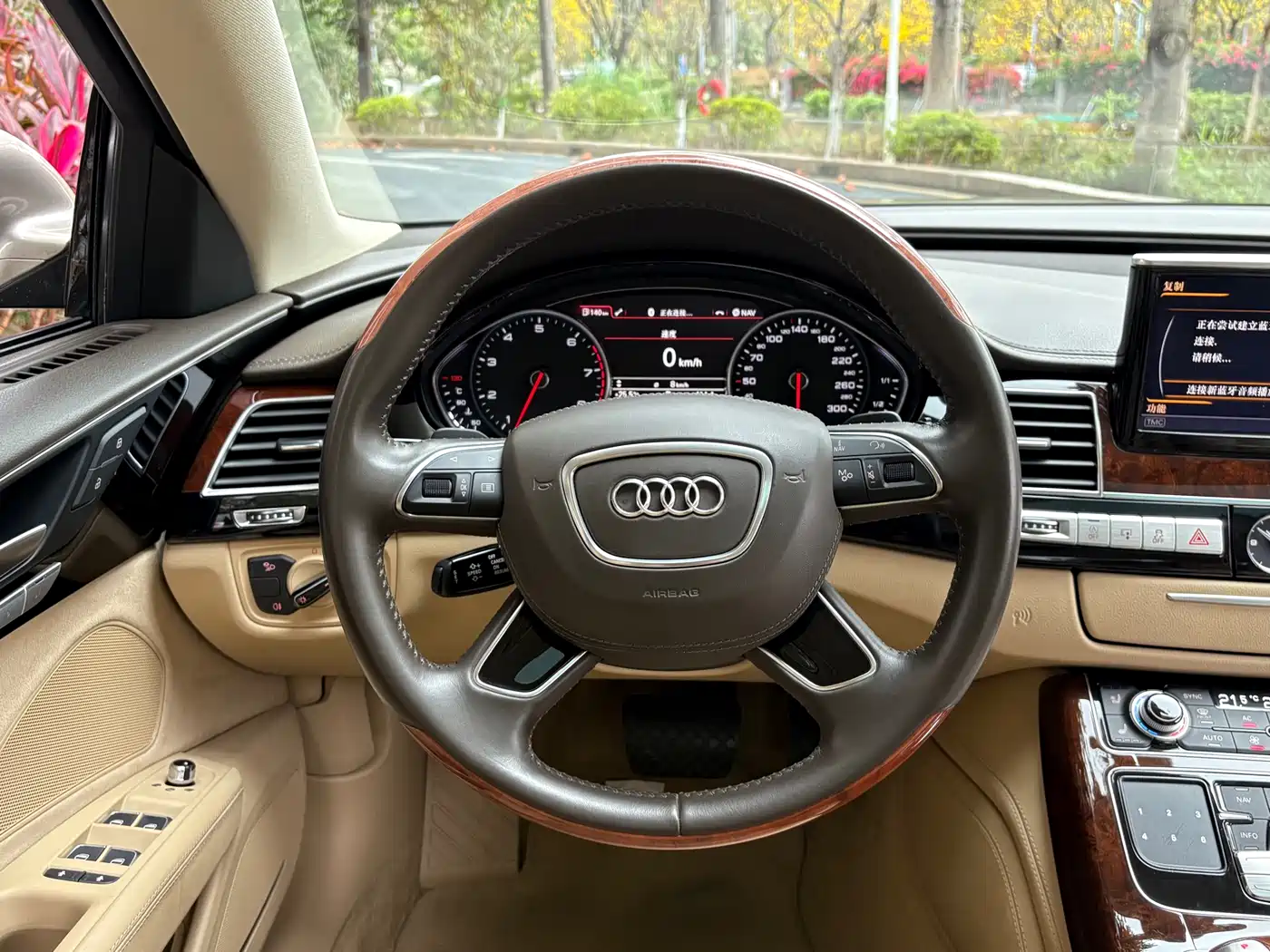 Audi A8 2012 A8L 50 TFSI quattro Luxury фото 22