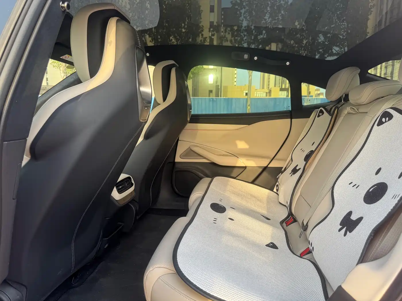 XIAOMI CAR XIAOMI SU7