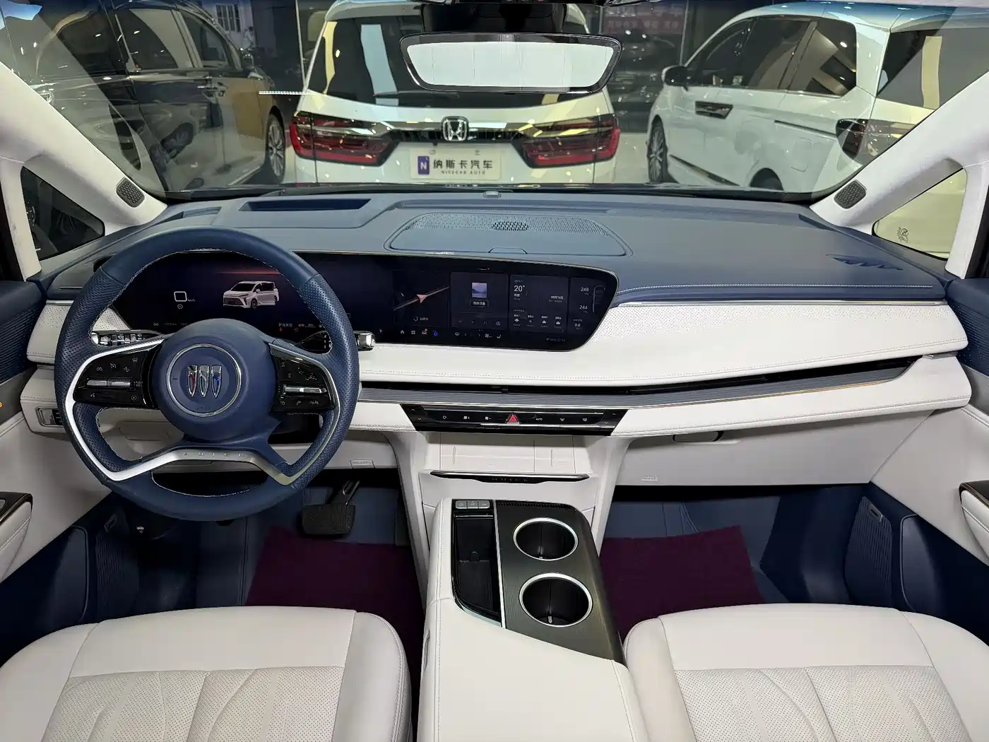 Buick GL8 New Energy 2024 Land Honor Luxury Edition 6-Seater фото 12