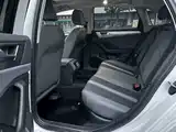 Фото 6 - Volkswagen Sagitar
