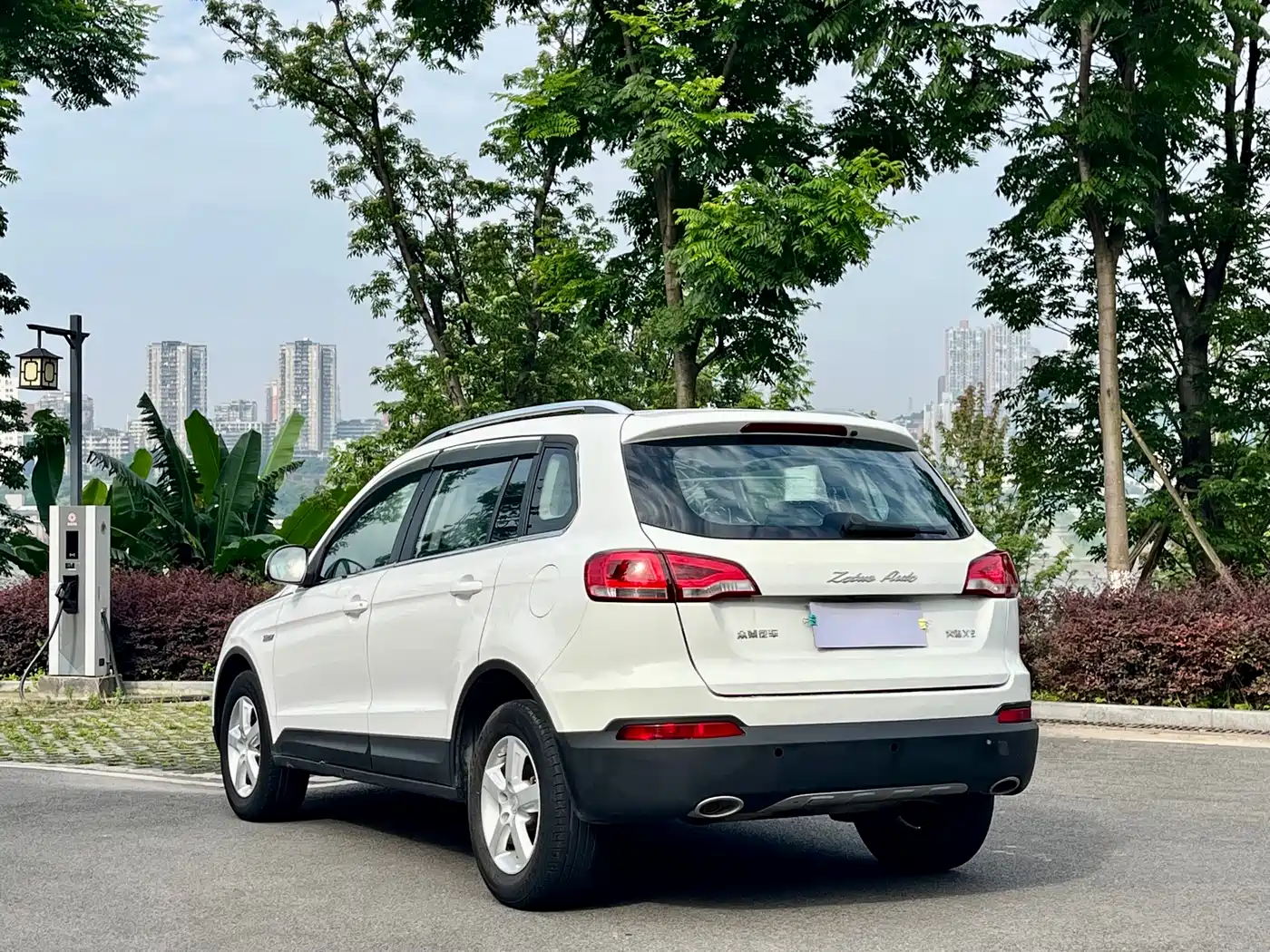 Zotye Damai X5 2015 2015 1.5T Manual Luxury (China IV)