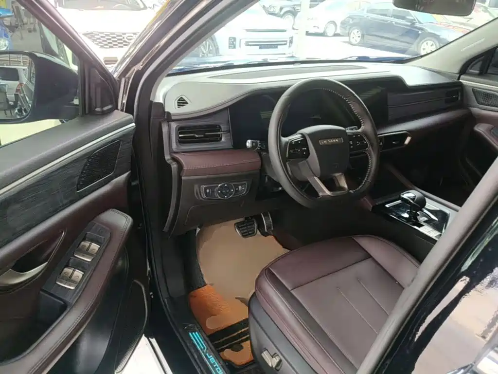 Jetour X90 PLUS 2025 2024 1.6TD DCT Bieshu 7-seater