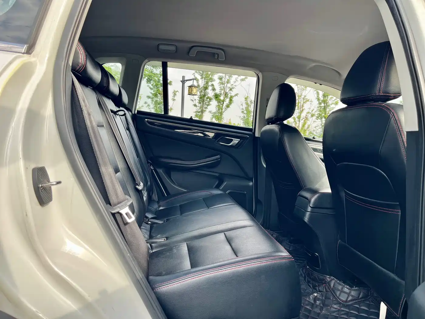 Zotye Damai X5 2015 2015 1.5T Manual Luxury (China IV)
