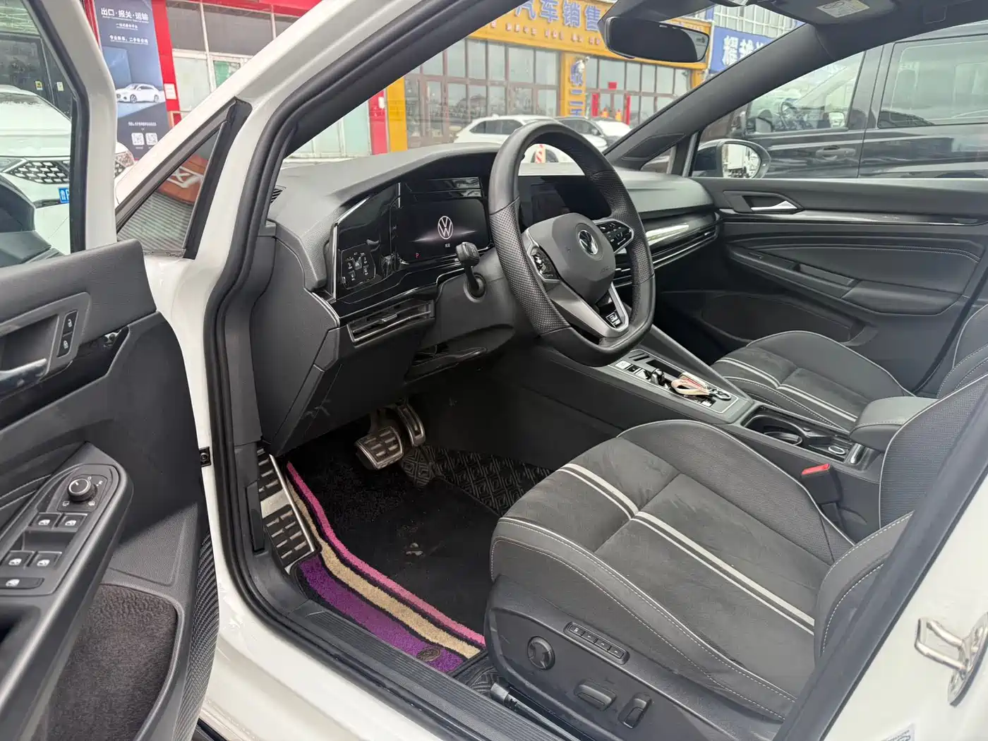 Volkswagen Golf 2021 280TSI DSG R-Line фото 7