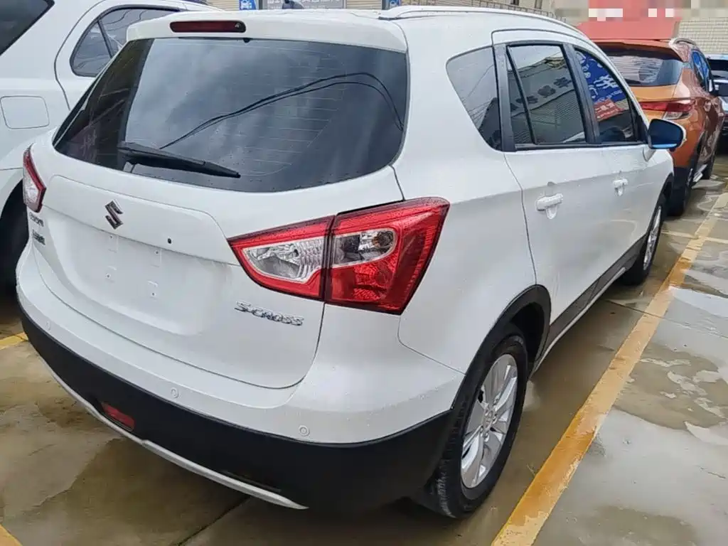 Suzuki SX4 S-Cross 2015 2014 1.6L CVT 2WD Elite