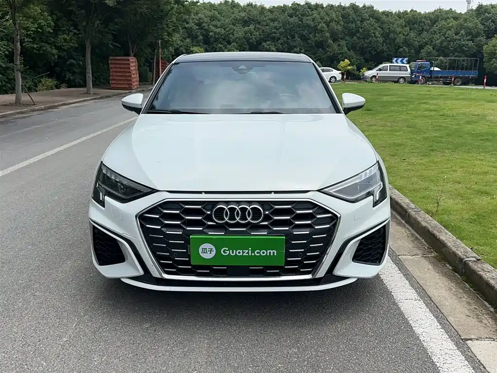Audi A3 2024 Model A3L Limousine 35 TFSI Fashion Sport фото 9