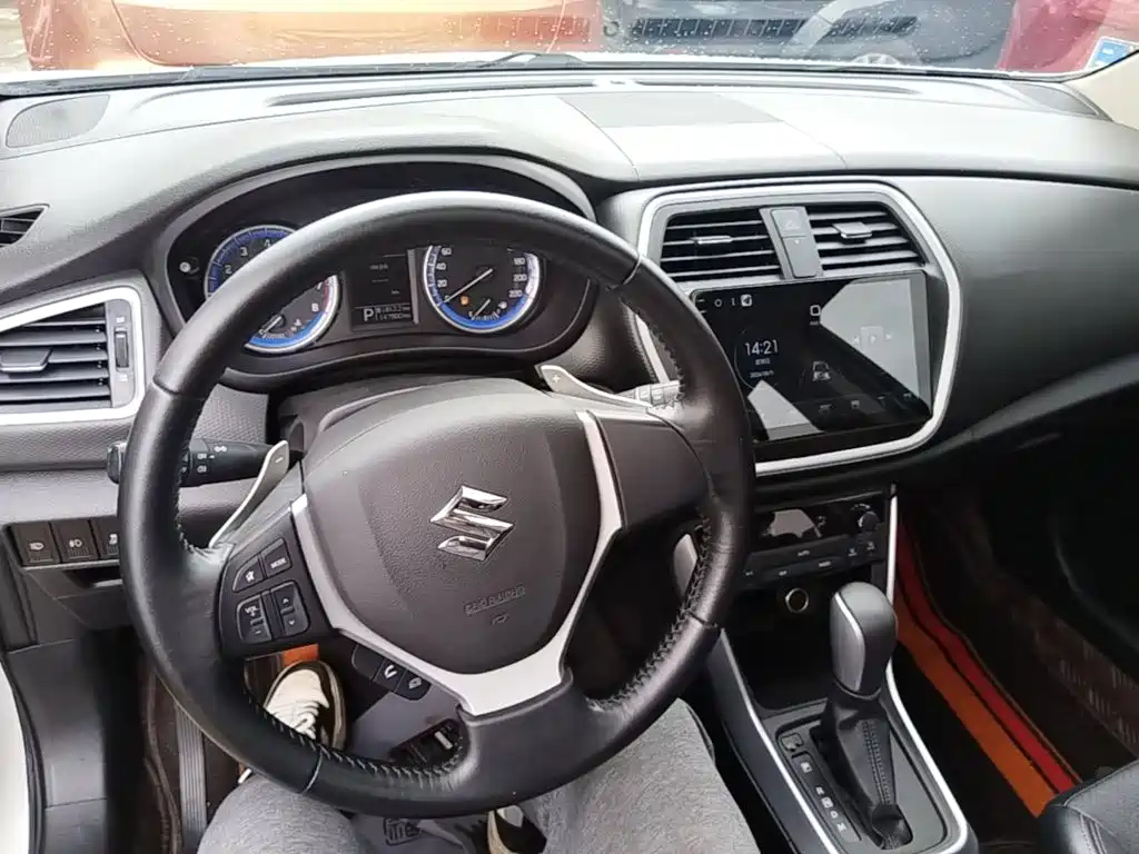 Suzuki SX4 S-Cross 2015 2014 1.6L CVT 2WD Elite