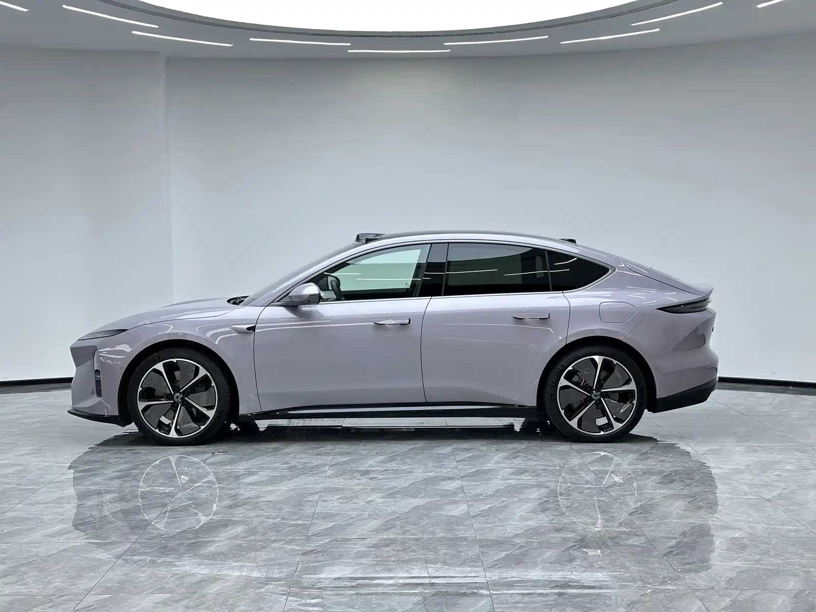 Фото 8 - NIO ET5