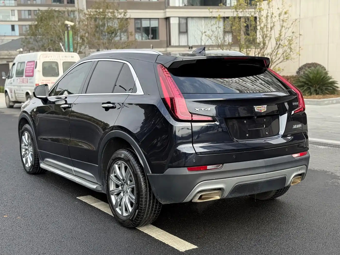 CADILLAC XT4