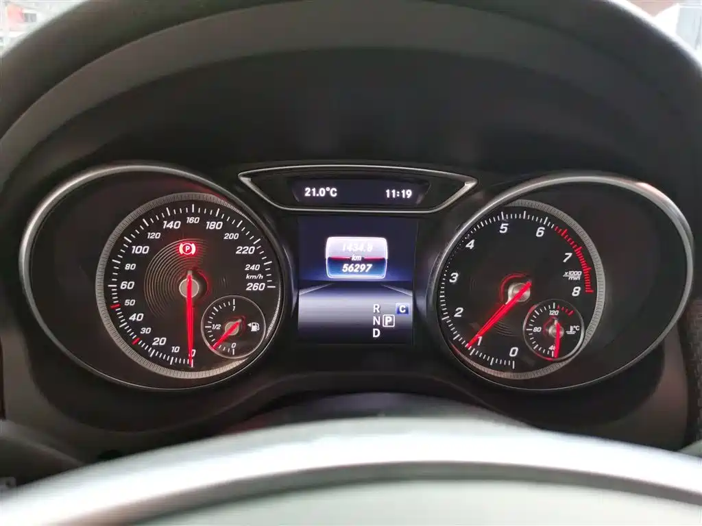 Mercedes-Benz GLA 2019 GLA 200 Fashion фото 12