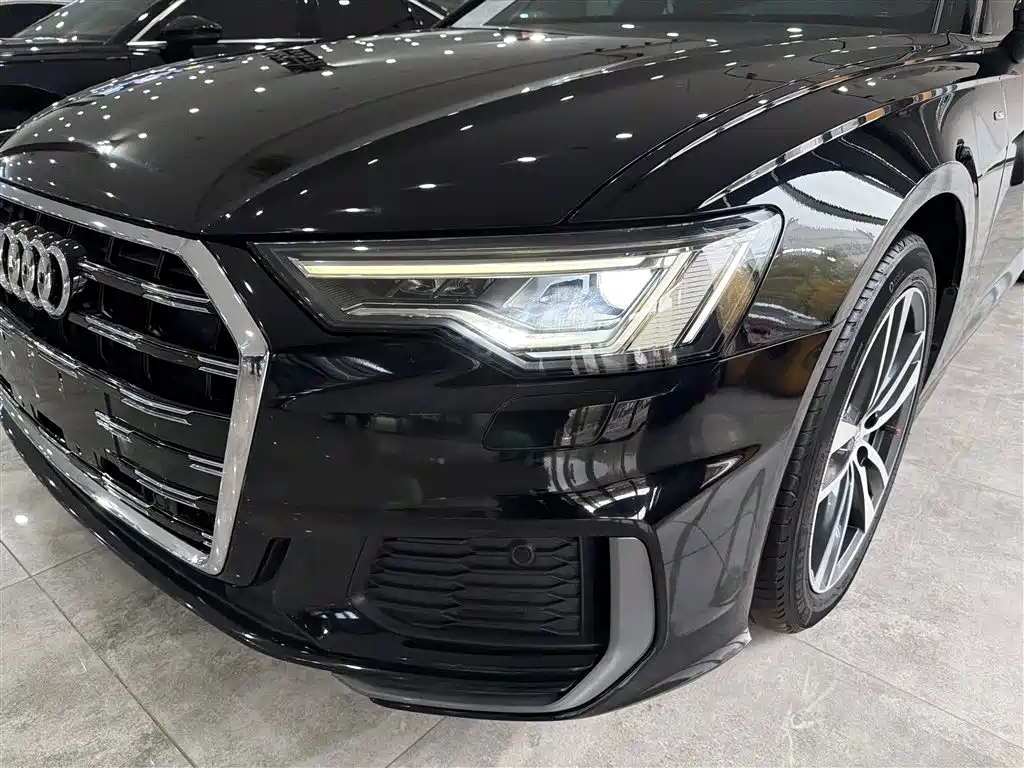 Audi A6L 2021 40 TFSI Luxury Sport фото 10