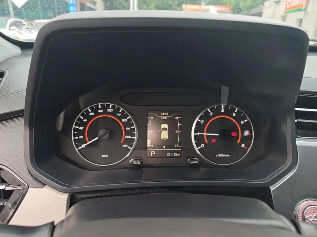 Фото 12 - Chery Tiggo 3x